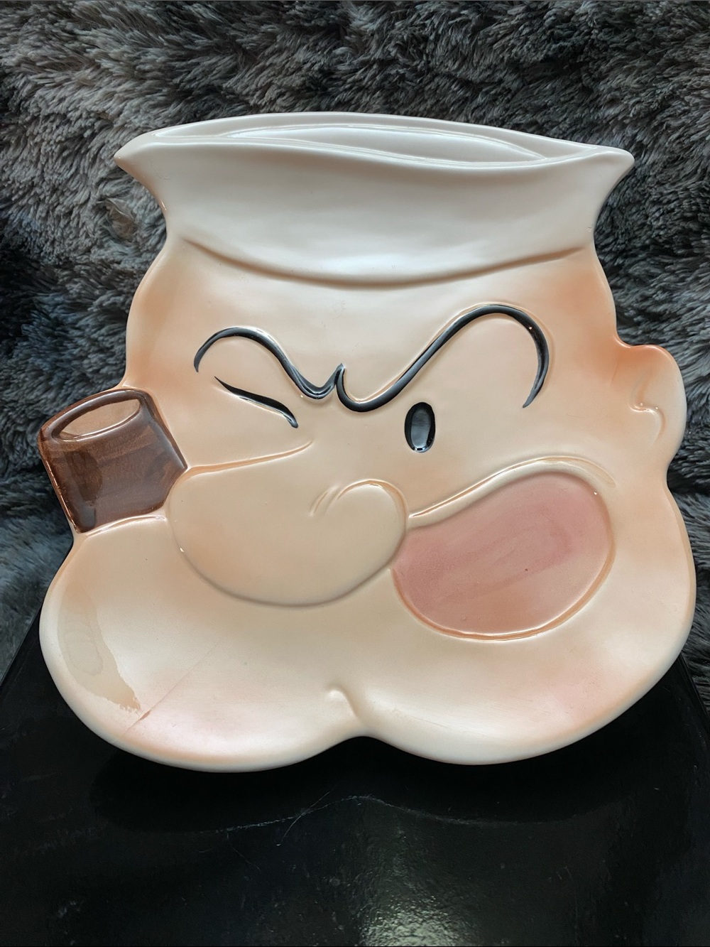 Popeye Ceramic Face Platter in Cream and Peach